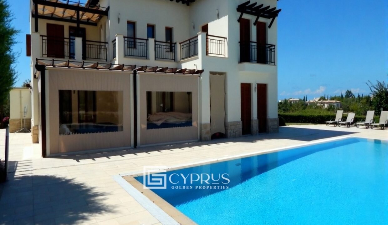 8969-villa-for-sale-in-aphrodite-hills_full.jpg