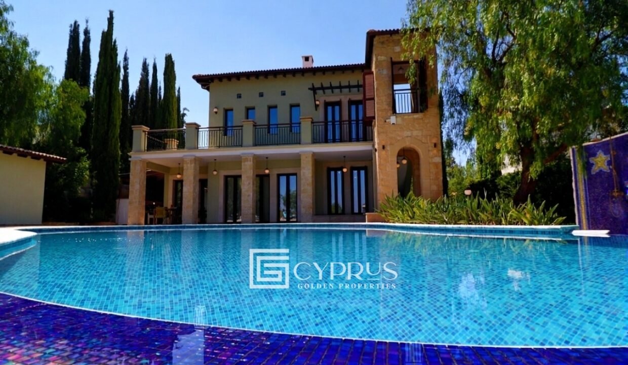 9223-villa-for-sale-in-aphrodite-hills_full.jpg