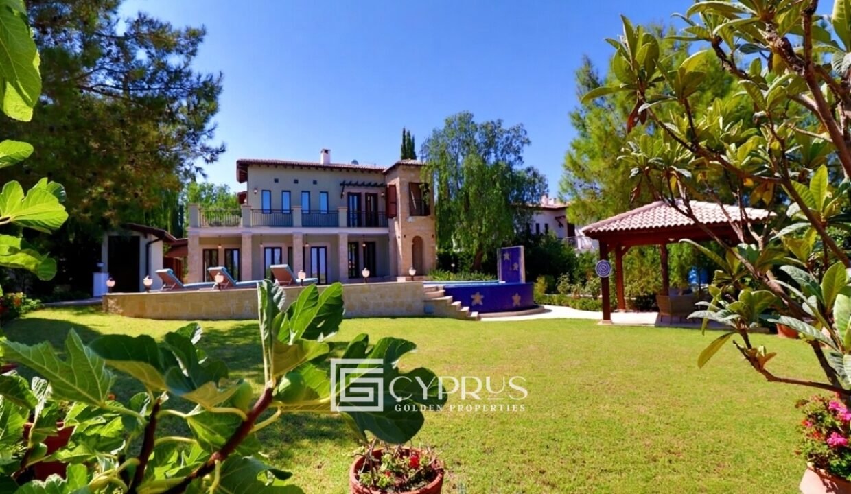9224-villa-for-sale-in-aphrodite-hills_full.jpg