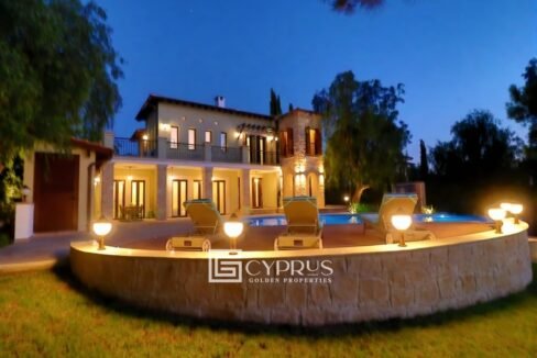 9236-villa-for-sale-in-aphrodite-hills_full.jpg