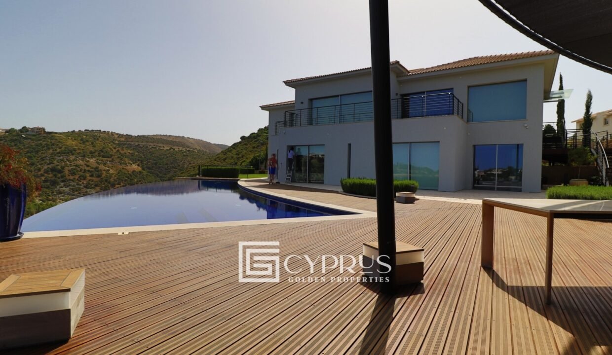 9271-villa-for-sale-in-aphrodite-hills_orig.jpg
