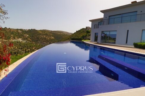 9272-villa-for-sale-in-aphrodite-hills_orig.jpg