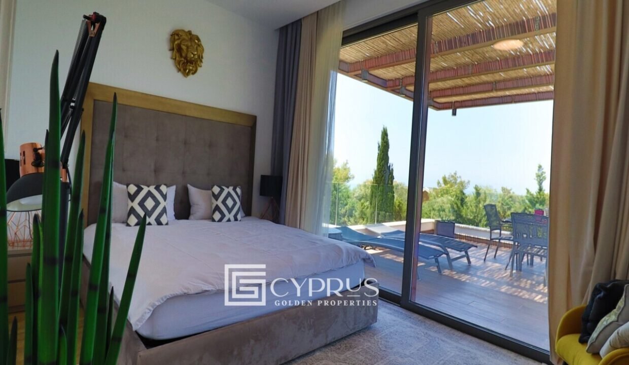 9420-villa-for-sale-in-aphrodite-hills_orig.jpg