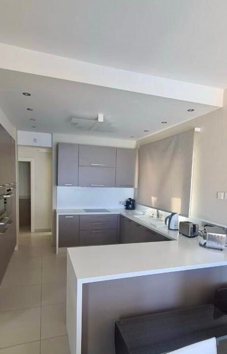 95725083-a7df-4ea1-801c-3f43cb7e866a